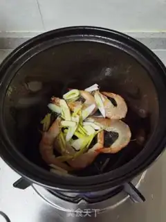 Make Shrimp cabbage stew step 5
