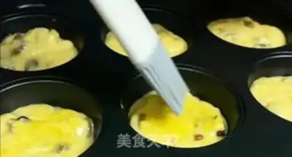 Make Homemade cupcakes step 7