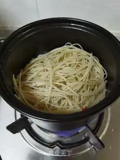 Make Shrimp cabbage stew step 7