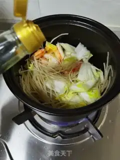Make Shrimp cabbage stew step 8