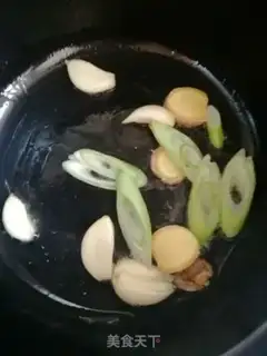Make Duck leg soup step 1