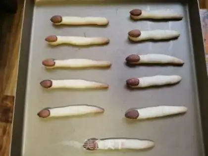 Make Witch finger crackers step 17