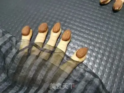Make Witch finger crackers step 18