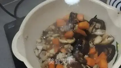 Make Homemade mushroom chicken step 7