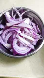 Make Japanese fat cow rice step 1