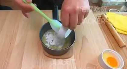 Make Home caterpillar bread step 15
