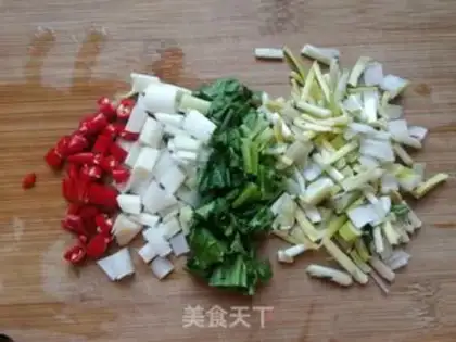 Make Sour pickles and pork dumplings step 1