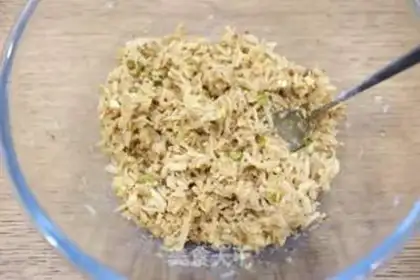 Make Carrot pine rice balls step 2