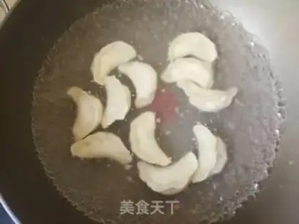 Make Sour pickles and pork dumplings step 3