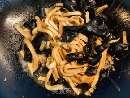Make Pygmy onions and gills step 1