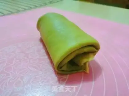 Make A tea towel roll step 14
