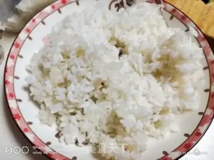 Make Hot dog cucumber fried rice step 2