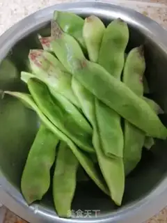 Make Soybeans, fried eggs step 0