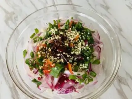 Make Pyramid onions step 3