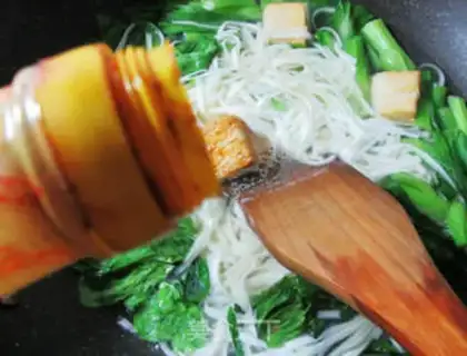 Make Fish tofu crumb soup step 4