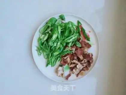 Make Chili sausage step 0