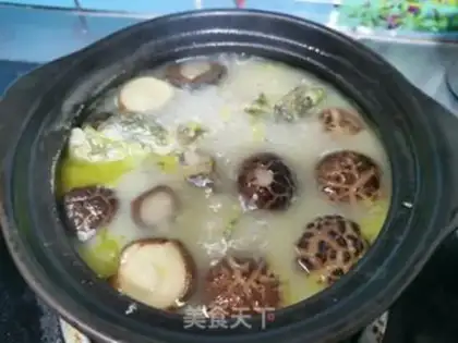 Make Yellowfish mushroom soup step 5