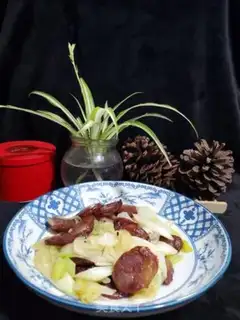 Make Onion fried sausage step 8