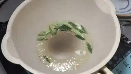 Make Fancy chicken willows step 10