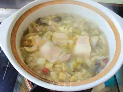 Make Sour sauce and white meat step 4