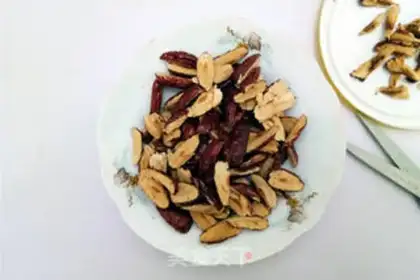 Make Black sesame date walnuts step 1