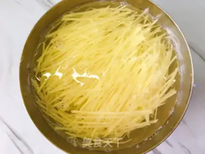 Make Frozen potatoes step 2