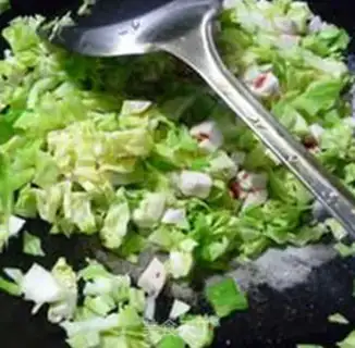 Make Lobsterball, cabbage step 5