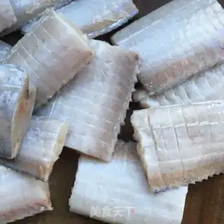 Make Fried organ with fish step 1