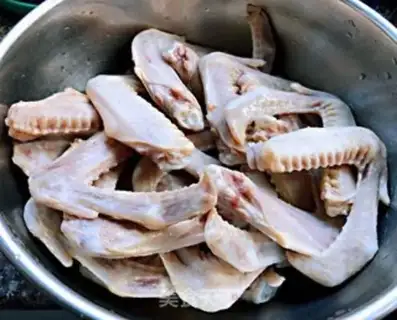 Make Spicy duck wings step 3