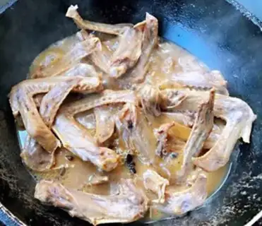 Make Red duck wings step 8