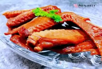 Make Red duck wings step 10
