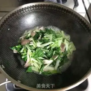 Make Scrambled mushrooms step 3
