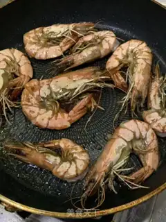 Make Fried black tiger shrimp step 3