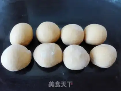 Make Pumpkin heart roll step 1