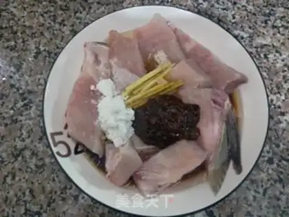 Make Soybeans steamed fish step 0