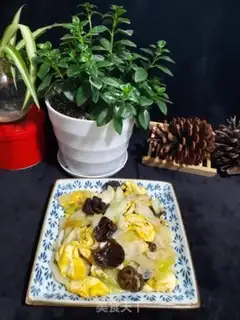 Make Onion fried eggs, Black Muir step 8