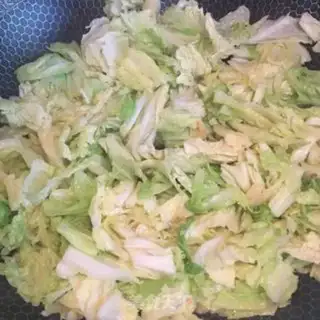 Make Garlic cabbage step 3