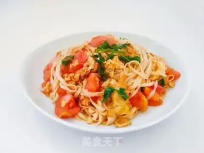 Make Tomato egg noodles step 0