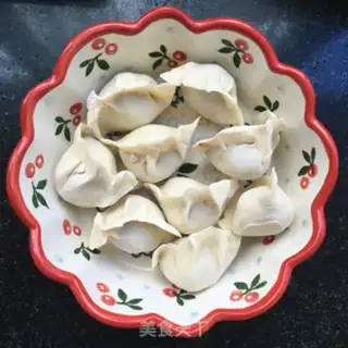 Make Cream sour beef dumplings step 0