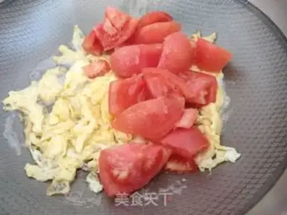 Make Tomato egg noodles step 8