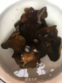Make Spicy sauce with shrimp step 2