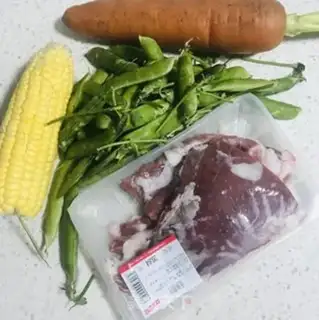 Make Peas and corn carrots step 0