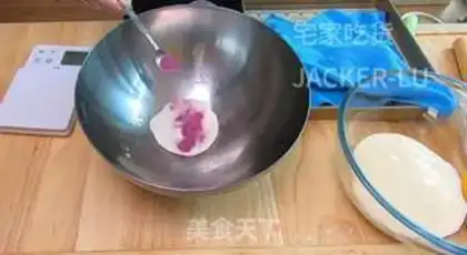 Make Colored soup, round water potatoes step 7