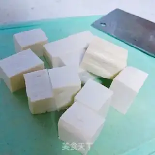 Make Fish-head tofu step 1