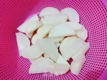 Make Roach stew step 1
