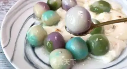 Make Colored soup, round water potatoes step 18