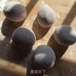 Make Purple rice buns step 5