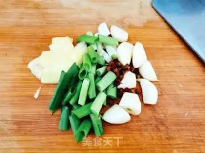 Make Roach stew step 2