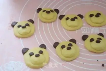 Make Bear crackers step 5