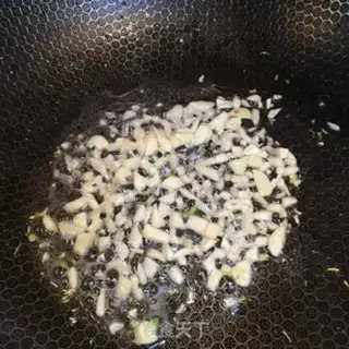 Make Garlic mushrooms step 5